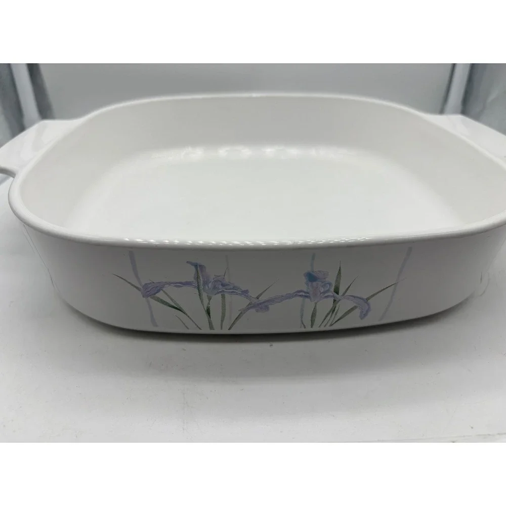 VTG CorningWare Shadow Iris Casserole Dish No Lid Made In USA